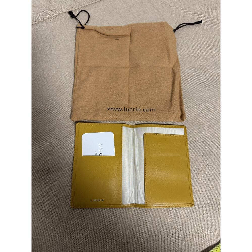 Lucrin Geneva Genuine Leather Passport Holder Travel Wallet Yellow Dust Bag